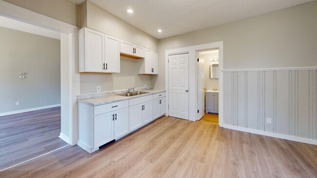 Building Photo - 7701 Dercum Rd