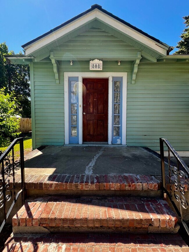 Building Photo - Non-Refundable & Security Deposit Total: $2100.00