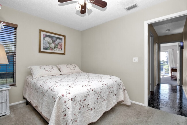 Building Photo - 4274 Gillot Blvd