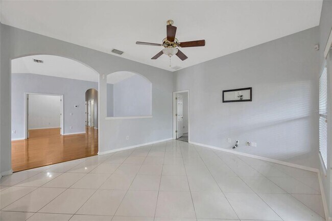 Building Photo - 7533 Terrace River Dr