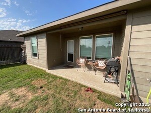 Building Photo - 2118 Silver Maple