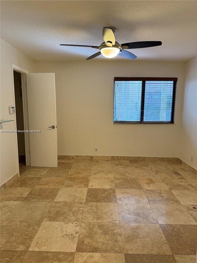 Building Photo - 2986 S University Dr