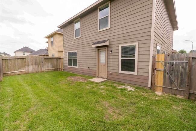 Building Photo - 2447 Tomica Ct