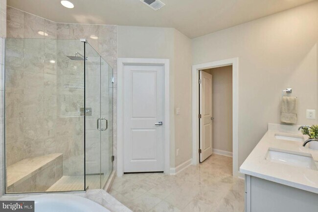 Building Photo - 3060 Wild Blue Indigo Ct