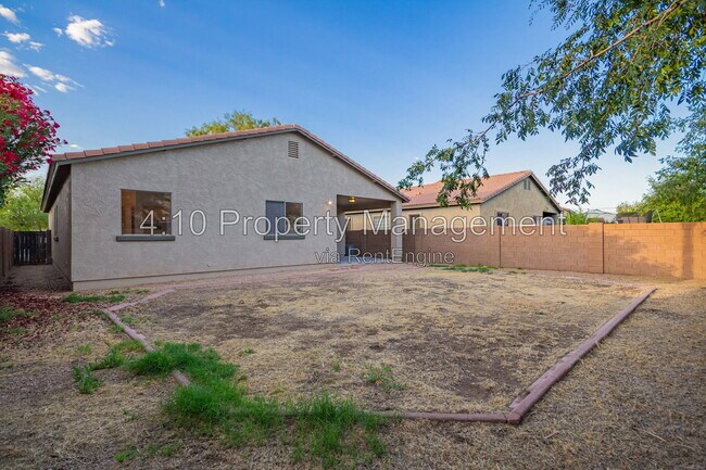 Building Photo - 45305 Balboa Dr