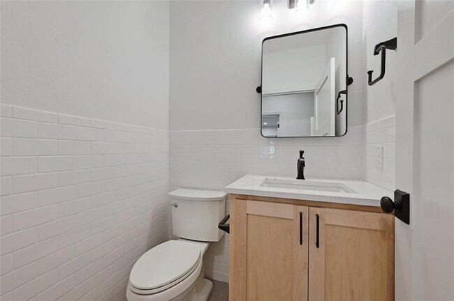 Building Photo - 3107 Dancy St