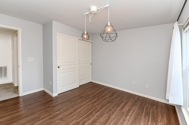 Building Photo - 559 Rivers Breeze Dr