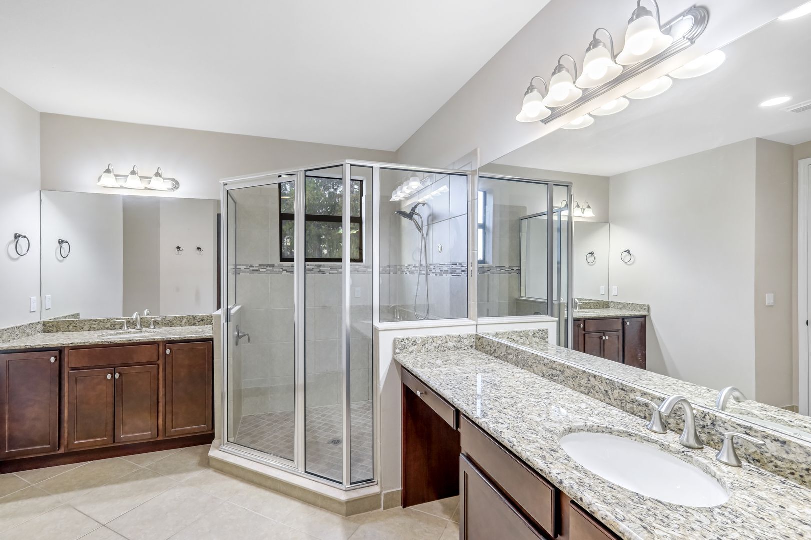 Building Photo - 11732 Meadowrun Cir