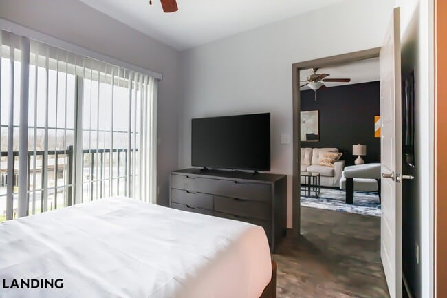 Building Photo - 2621 S Jefferson Ave