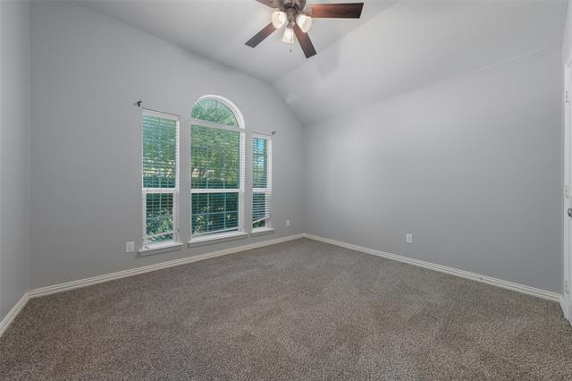 Building Photo - 2945 Mandalay Dr
