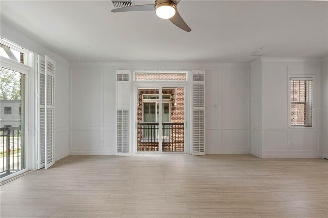 Building Photo - 145 S Park Ave