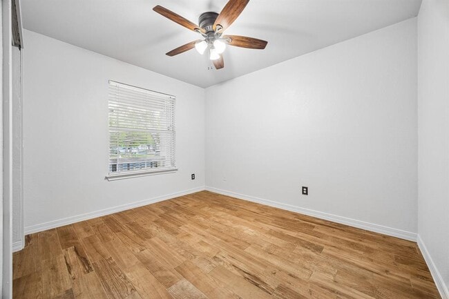 Building Photo - 12429 Drummond Dr