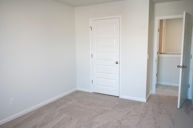 Building Photo - Available Soon!