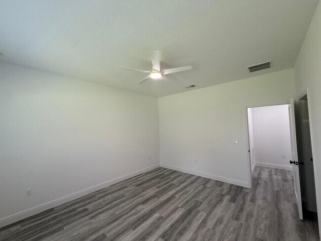 Building Photo - 2693 SW 153rd Pl Rd
