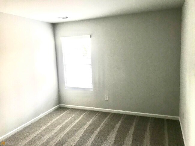 Building Photo - 110 Ison Woods Ct