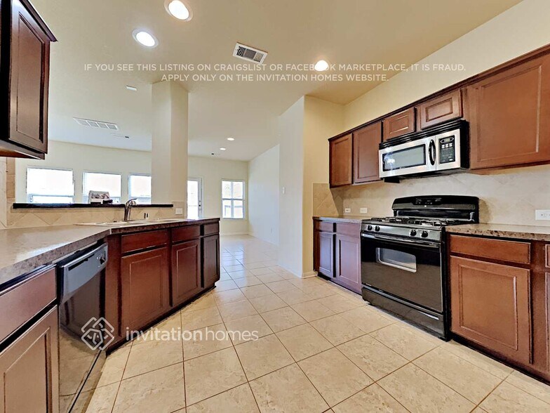 Building Photo - 17110 Tallgrass Prairie Ln