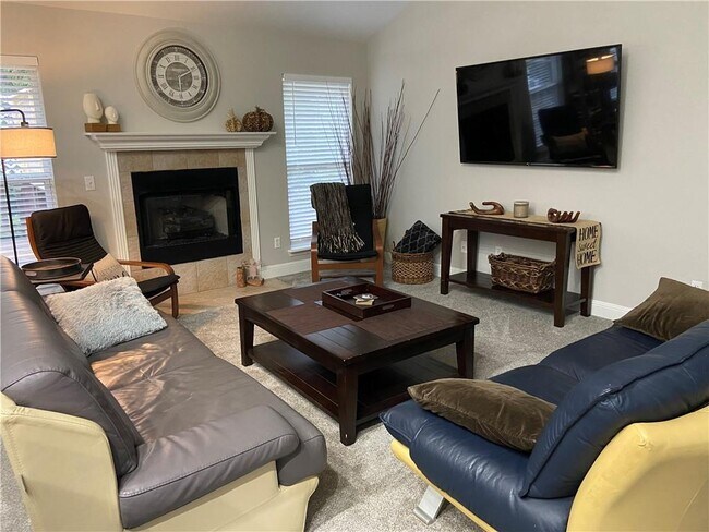 Building Photo - 15 Rillington Dr