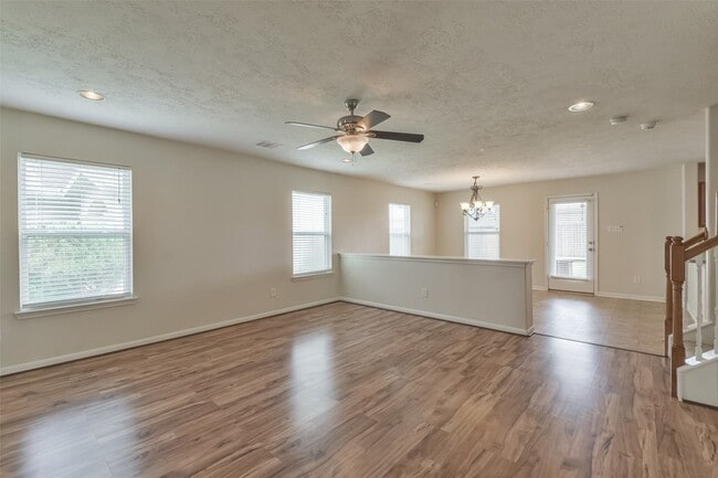 Building Photo - 7934 Blue Wahoo Ln