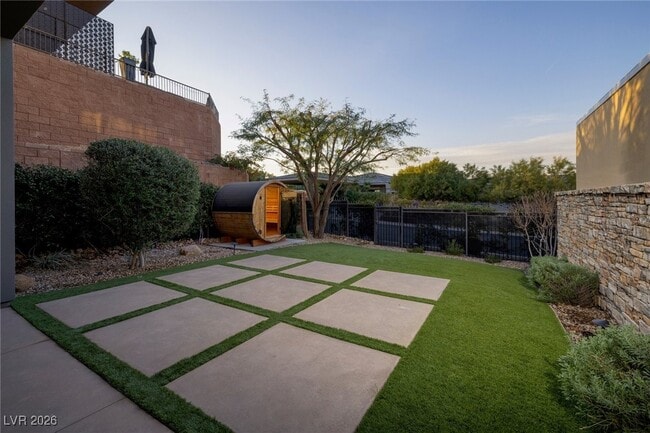 Building Photo - 675 Scenic Rim Dr