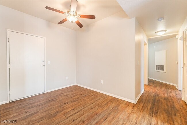 Building Photo - 5250 S Rainbow Blvd