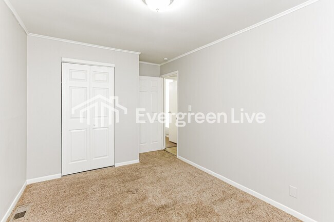 Building Photo - 3823 Alsace Pl