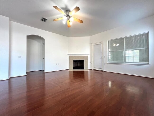 Building Photo - 10909 Reliance Creek Dr