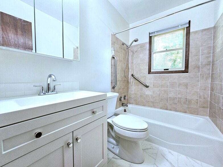 Bathroom- 7.6x4.11 - 292 Pine Ridge Rd