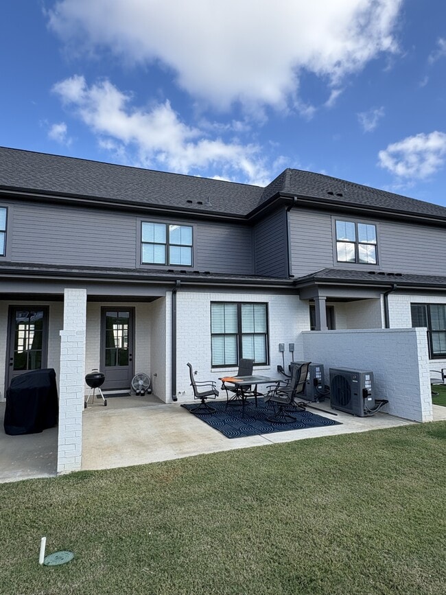 Building Photo - 2019 Rosemary St