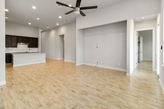 Building Photo - Beautiful 3-bed, 2-bath home for lease in the Oaks at San Gabriel in Georgetown!