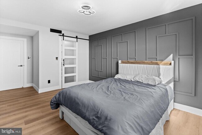 Building Photo - 4600 Duke St