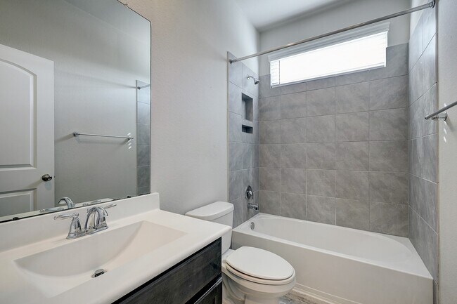Building Photo - 28011 Langsdale Ct