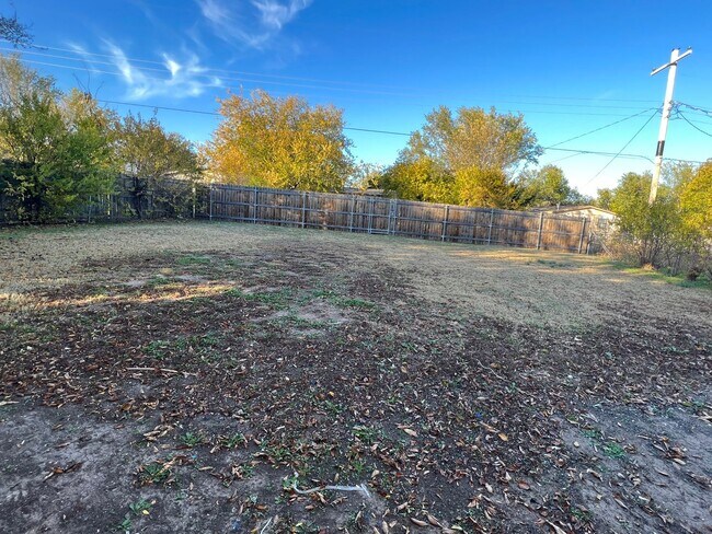 Building Photo - 1403 NW Lindy- COMING SOON!