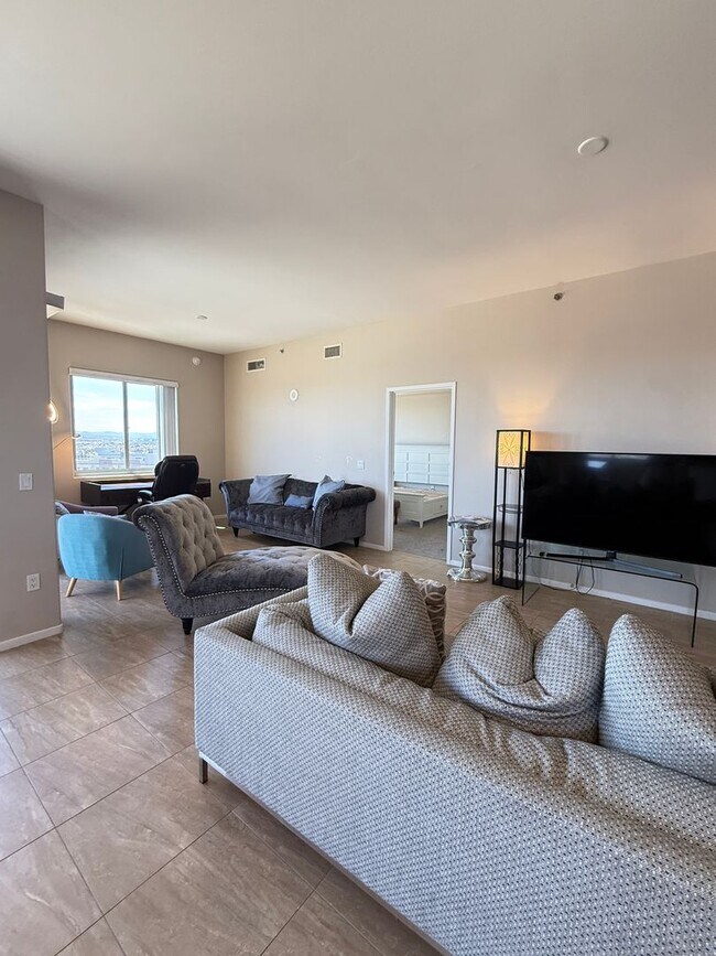 Building Photo - GORGEOUS CORNER UNIT at ONE LAS VEGAS.