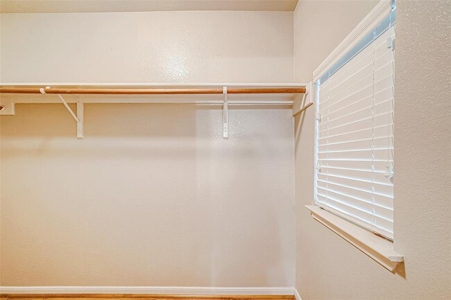 Building Photo - 9514 Sedge Wren Ct