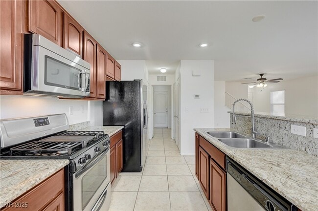 Building Photo - 9252 Valley Ranch Ave