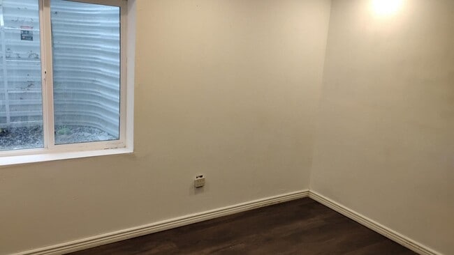 Building Photo - 1878 N Patchwork Ave