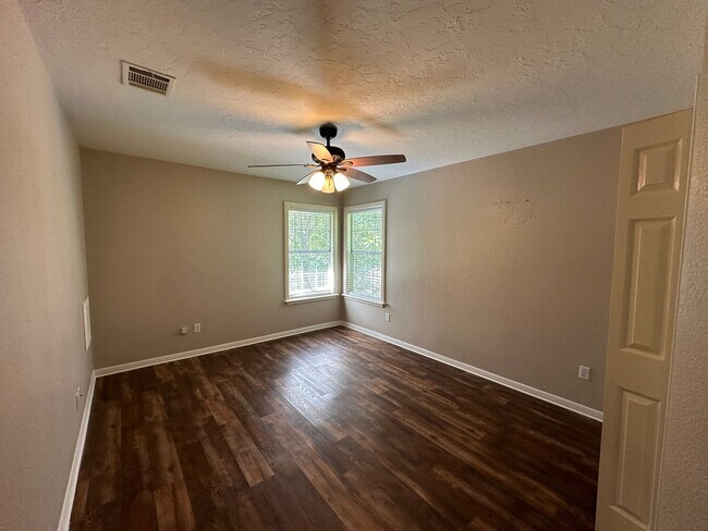 Building Photo - South Austin, Circle-C, Two Story - Available Now