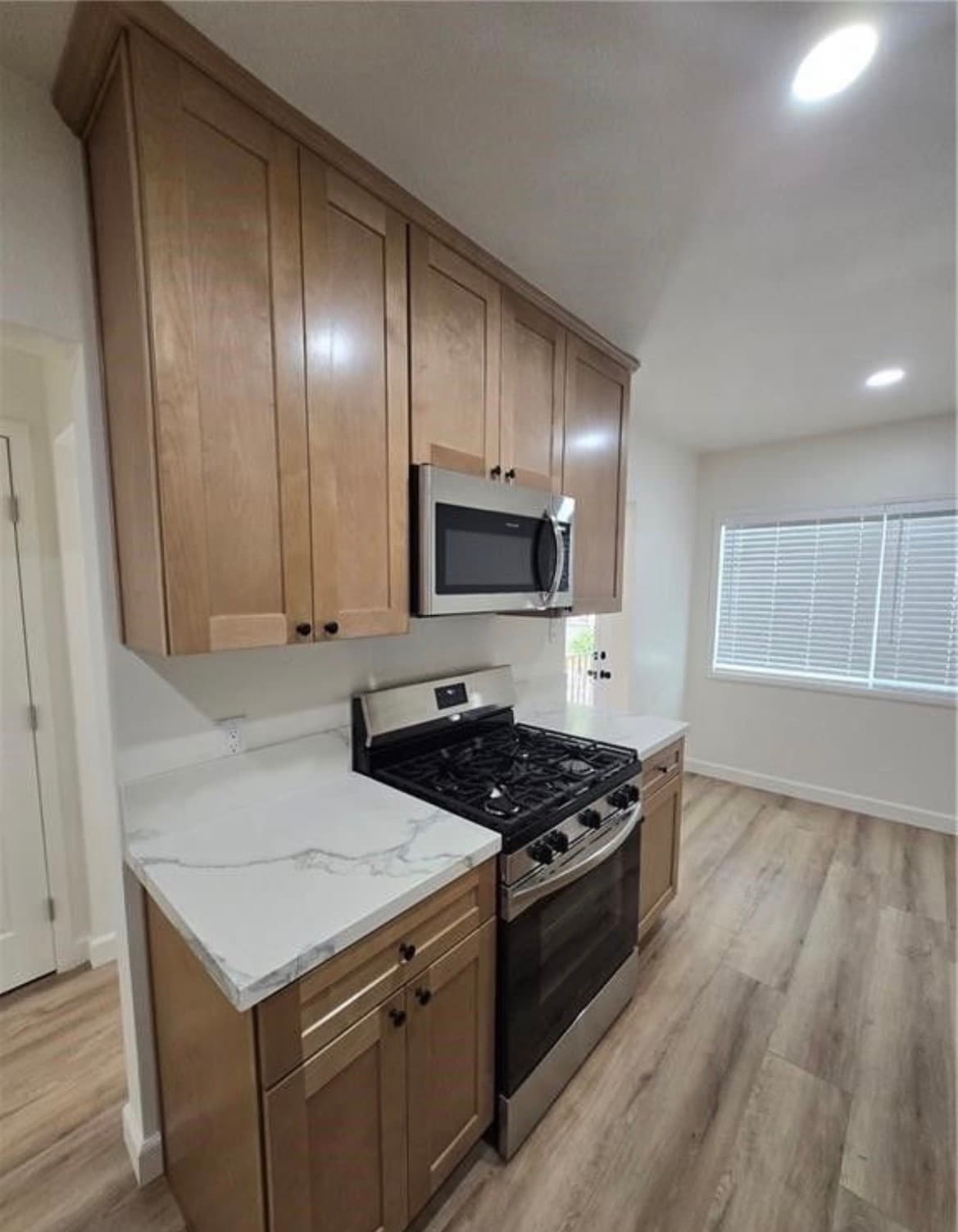 Building Photo - 2436 W Repetto Ave