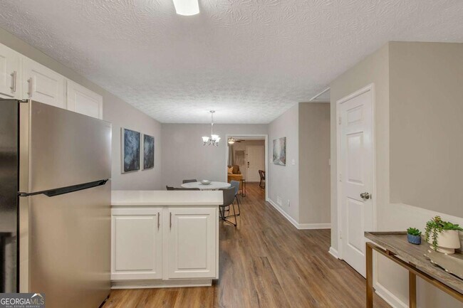 Building Photo - 4375 Coopers Creek Dr SE