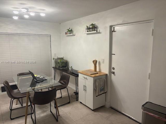 Building Photo - 8837 NE 4th Avenue Rd