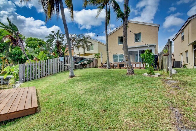 Building Photo - 6194 Buena Vista Dr