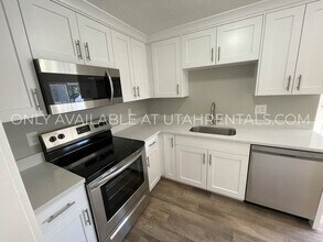Building Photo - 947 S 900 W