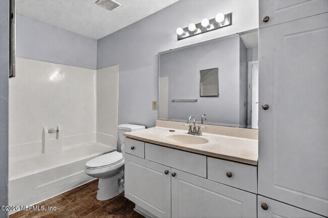 Building Photo - 10200 Belle Rive Blvd