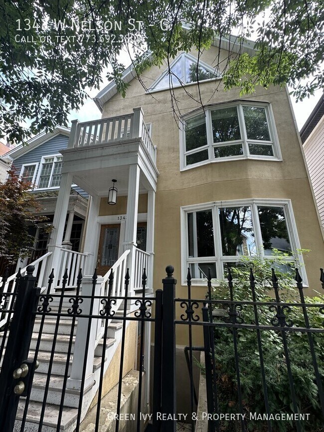 Building Photo - 1343 W Nelson St