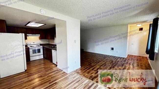 Building Photo - 217 Ellingson Dr