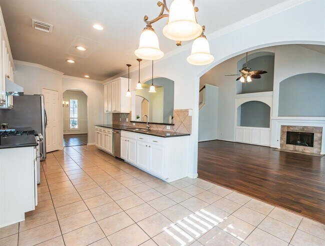 Building Photo - 3315 Twinmont Ln