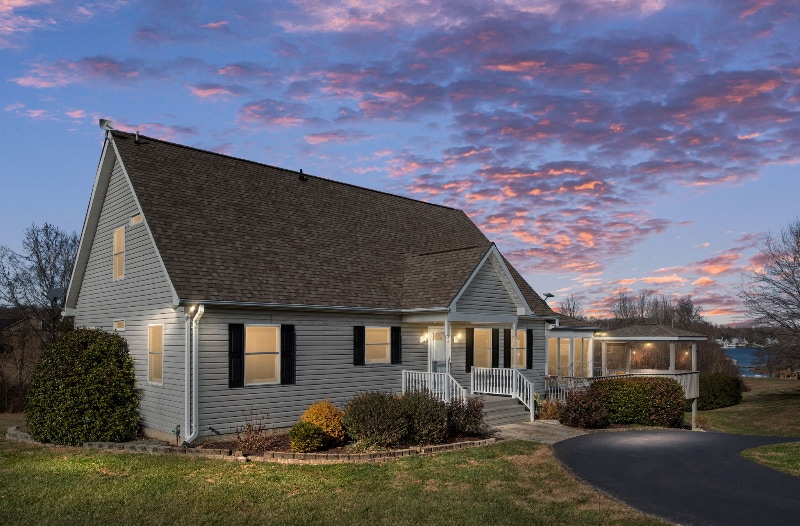 Building Photo - 145 Old Farm Hollow