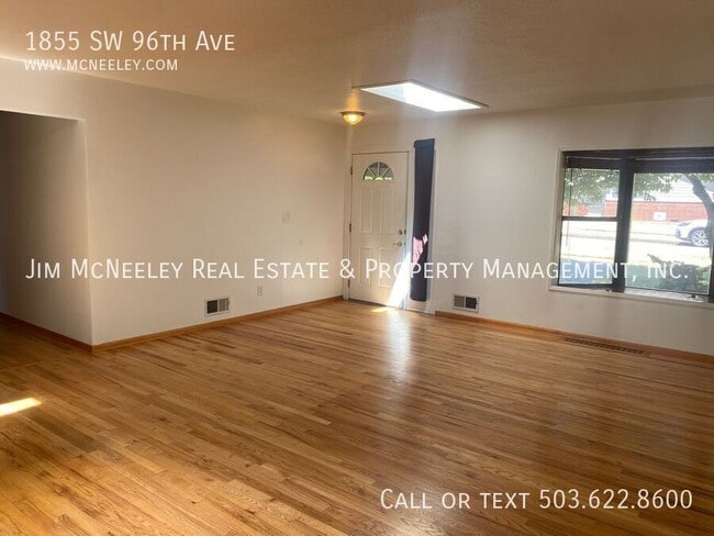 Building Photo - 1855 SW 96th Ave