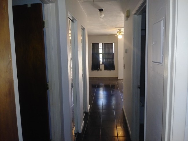 Building Photo - 1723 SW 68th Terrace