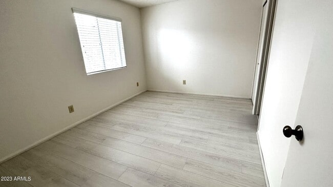 Building Photo - 700 W University Dr